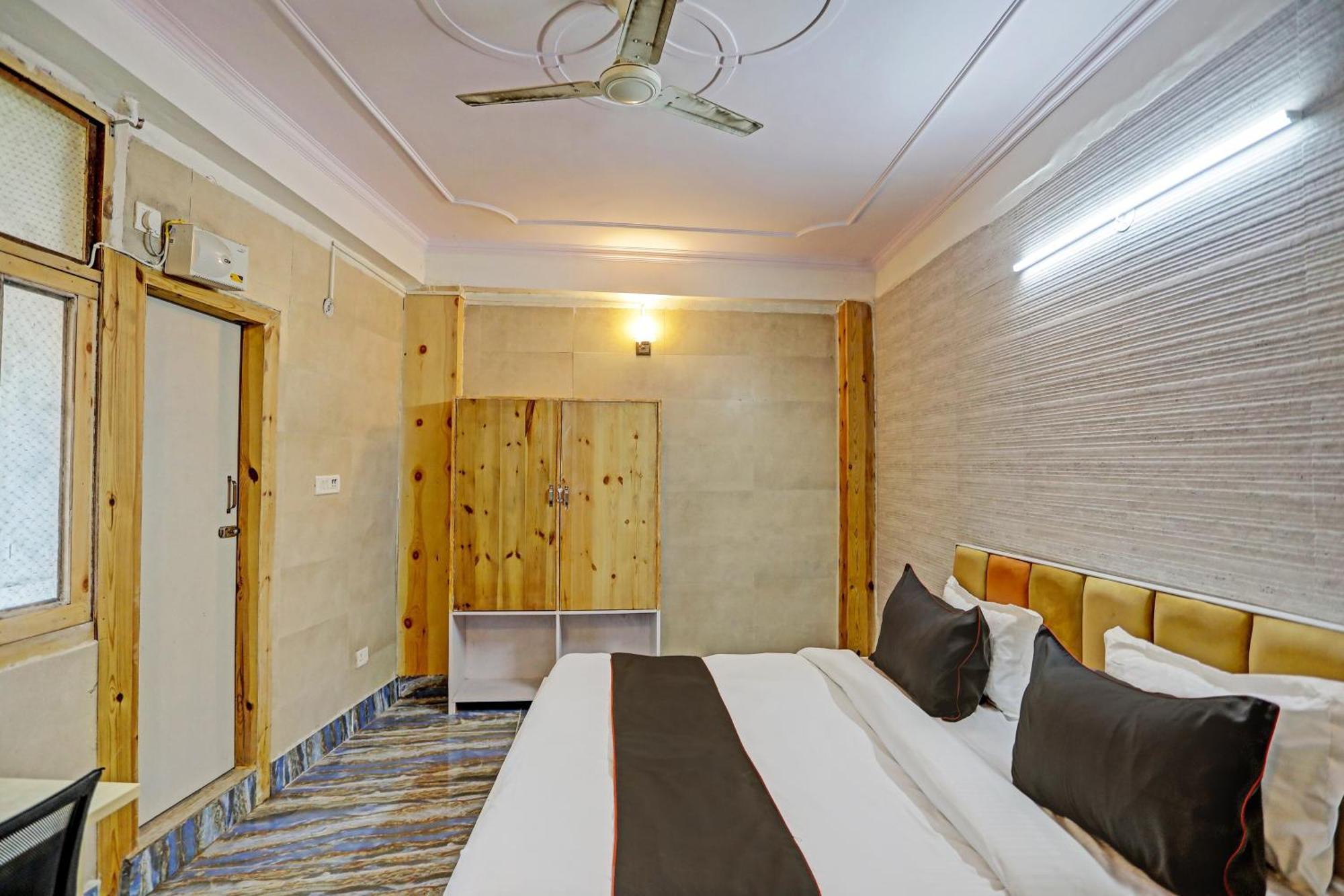 Umen Hotel Nearest Sector 66 Noida Exterior foto