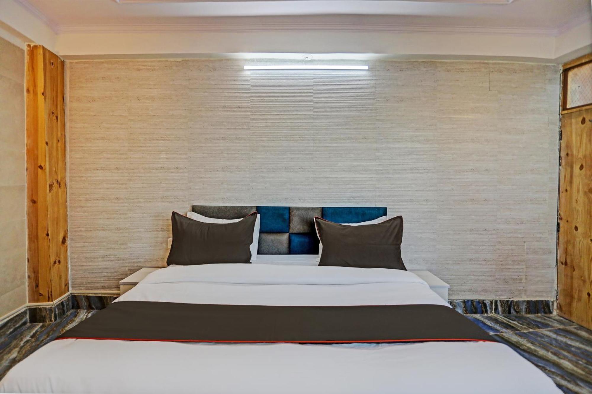 Umen Hotel Nearest Sector 66 Noida Exterior foto